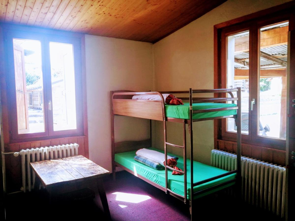 Le Chamoniard Volant Hostel Chamonix Exterior photo